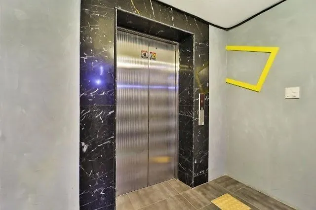 Motel Gallery G In Nampo-dong, *